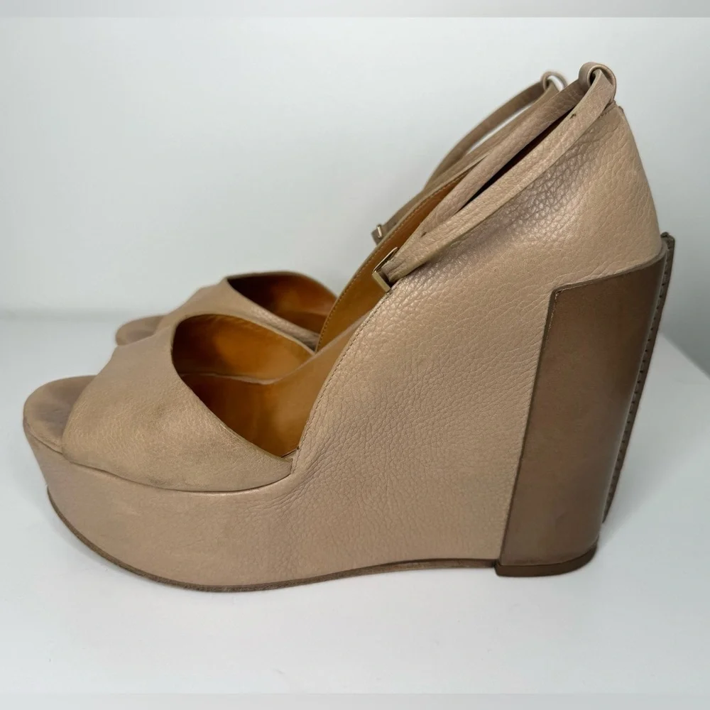 Chloe Beige Leather Platform Sandals Sz 40.5